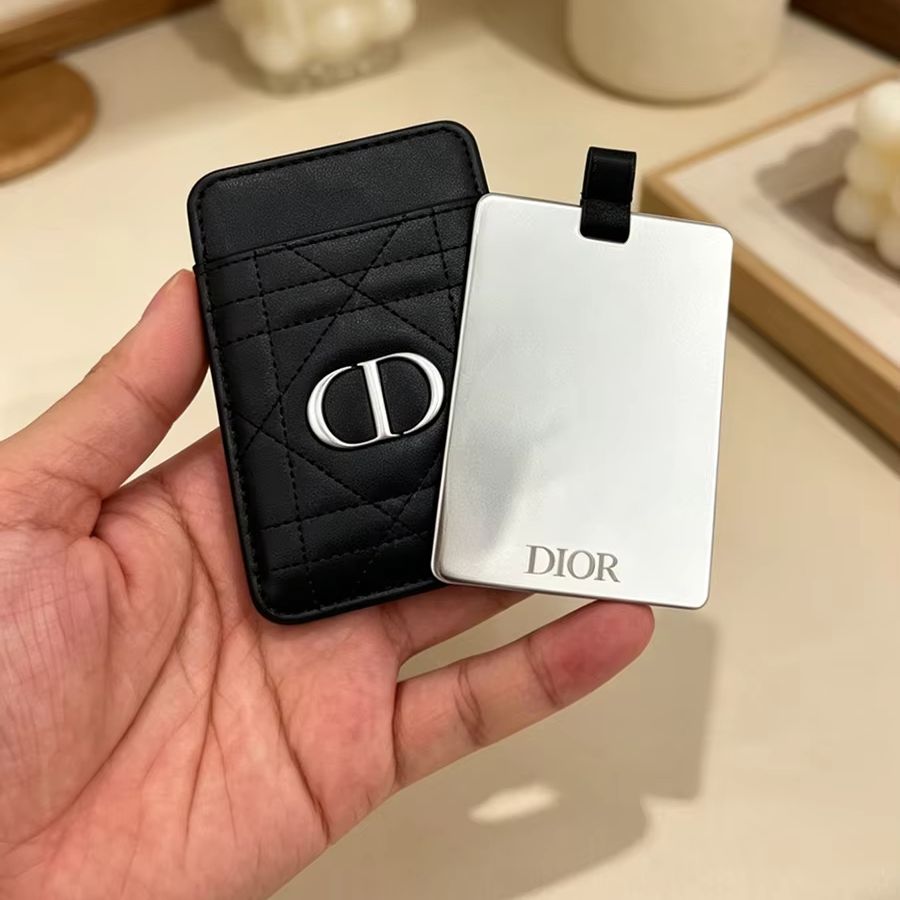 حقيبة ديور متعددة الوظائف، محم - مراجعة Perfume Fine Fragrance وسعره