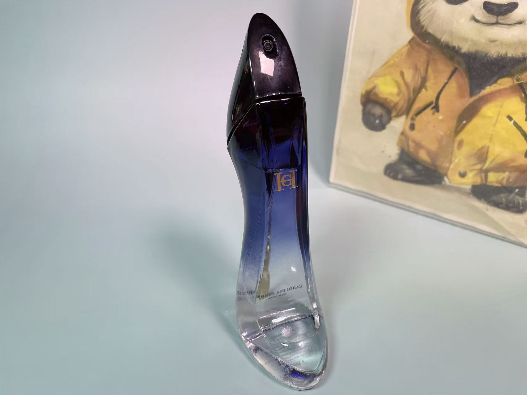 عطر كارولينا هيريرا جود جيرل ل - مراجعة Perfume Fragrance Price وسعره